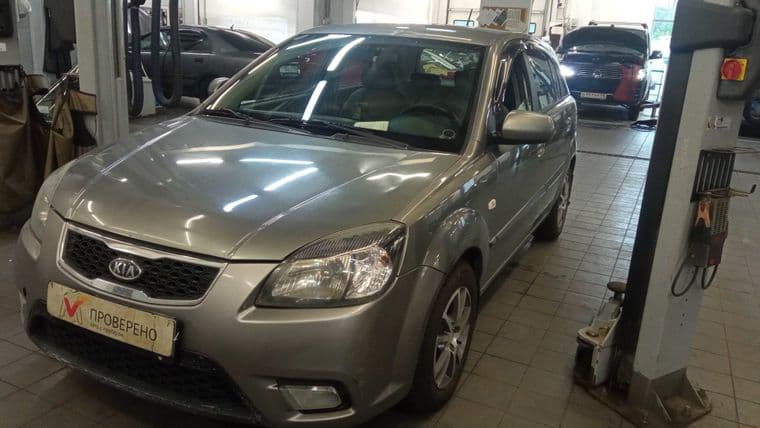 KIA Rio 2011 года, 138 964 км - вид 1