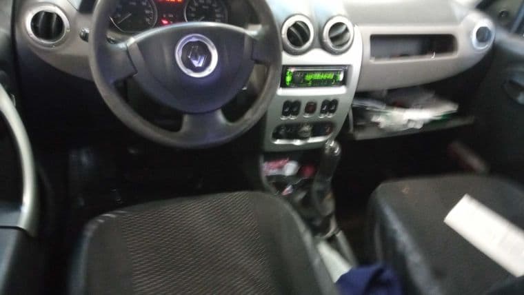 Renault Logan, 2010 - вид 4