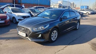 Hyundai Sonata 2018 года, 132 306 км - вид 1