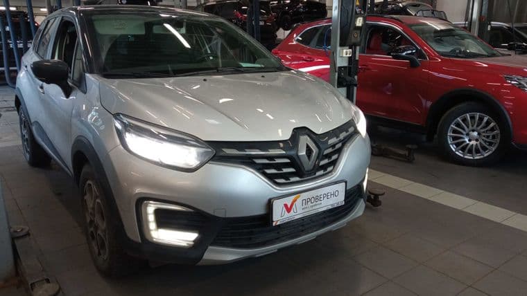 Renault Kaptur 2022 года, 70 149 км - вид 2