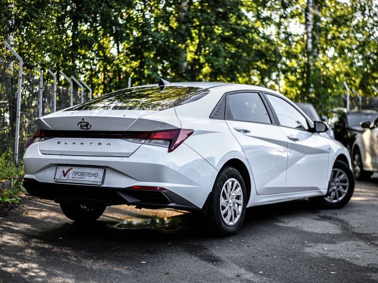 Hyundai Elantra, 2021 - вид 1