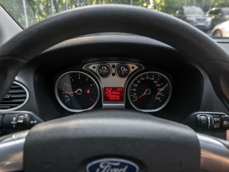Ford Focus, 2009 - вид 4