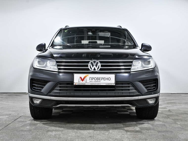 Volkswagen Touareg, 2017 - вид 2