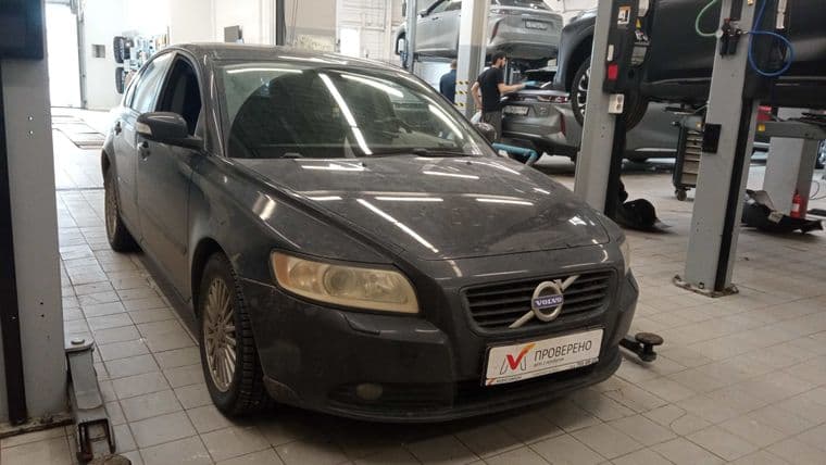 Volvo S40 2008 года, 180 000 км - вид 2