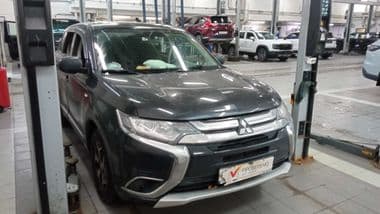Mitsubishi Outlander 2017 года, 191 189 км | VIN 21353 - вид 2