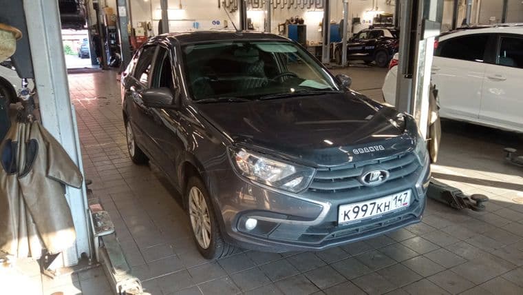 ВАЗ (LADA) Granta 2018 года, 109 947 км - вид 2