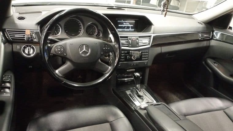 Mercedes-Benz E-класс, 2011 - вид 4