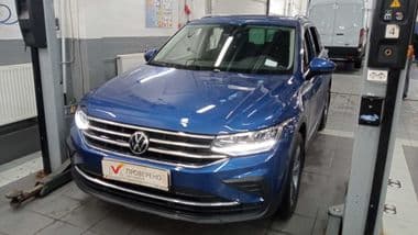 Volkswagen Tiguan 2022 года, 10 062 км - вид 1