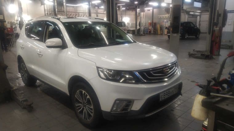 Geely Emgrand X7 2019 года, 147 586 км - вид 2