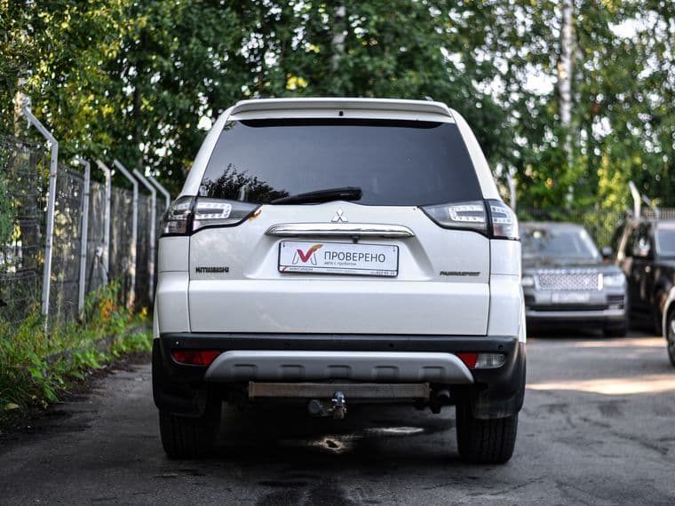 Mitsubishi Pajero Sport, 2011 - вид 3