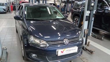 Volkswagen Polo 2011 года, 190 340 км - вид 2