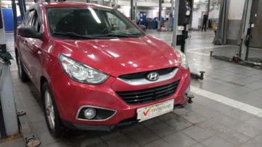 Hyundai ix35 2010 года, 217 228 км - вид 2