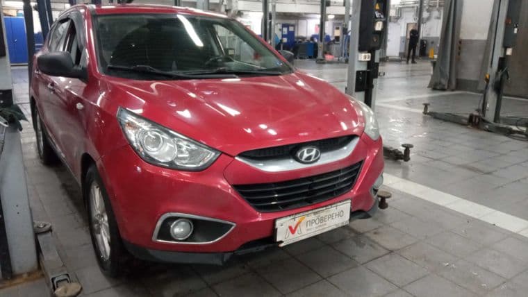 Hyundai ix35 2010 года, 217 228 км - вид 2