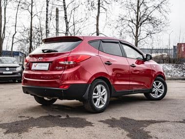 Hyundai ix35 2010 года, 217 228 км - вид 2