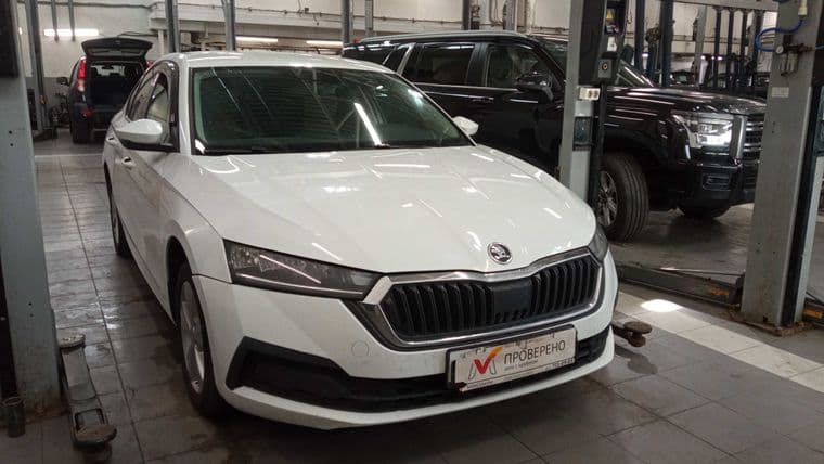 Skoda Octavia 2021 года, 465 792 км - вид 2
