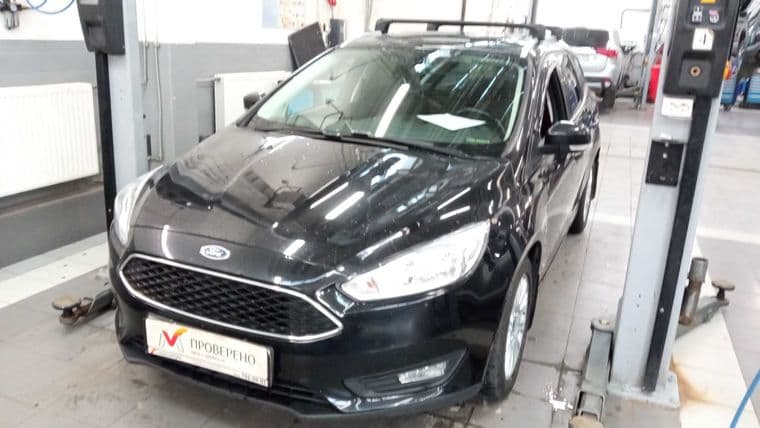 Ford Focus 2017 года, 71 436 км - вид 1