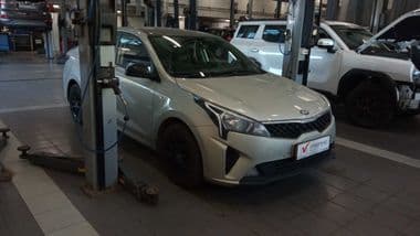 KIA Rio 2020 года, 170 000 км - вид 2