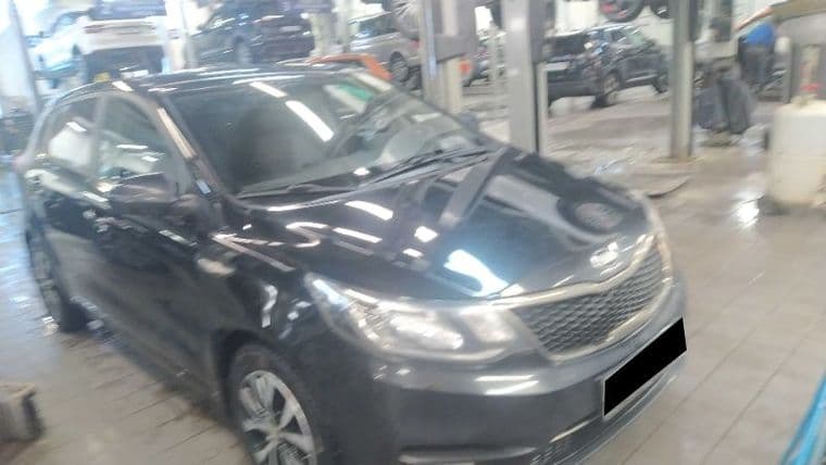 KIA Rio 2017 года, 91 000 км - вид 2