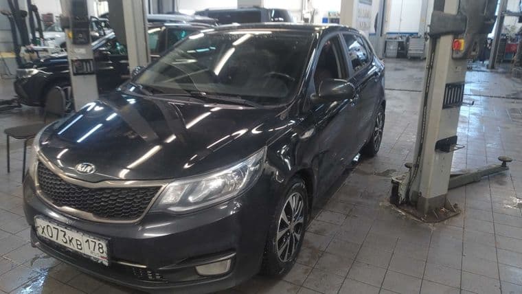 KIA Rio 2017 года, 91 000 км - вид 1