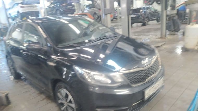 KIA Rio 2017 года, 91 000 км - вид 2