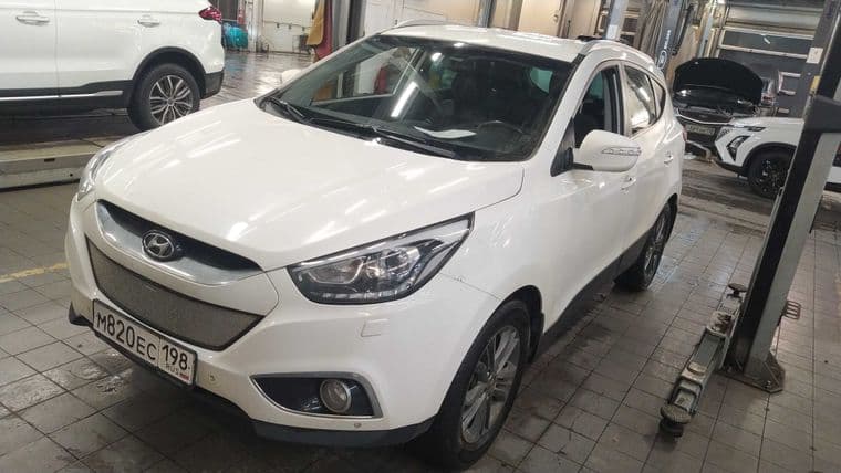 Hyundai ix35 2015 года, 147 000 км - вид 1