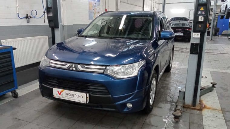 Mitsubishi Outlander, 2014