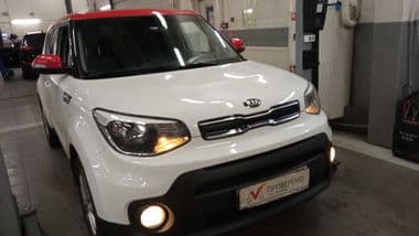 KIA Soul 2017 года, 93 798 км - вид 2