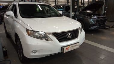 Lexus RX 2010 года, 248 375 км - вид 2