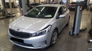 KIA Cerato 2019 года, 95 756 км - вид 1