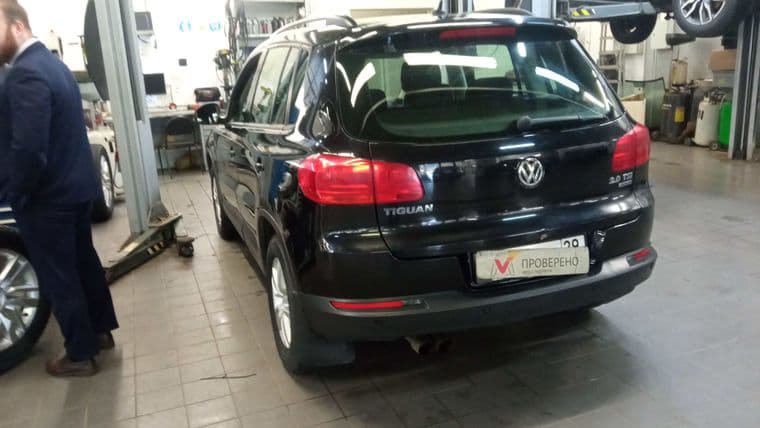 Volkswagen Tiguan, 2014 - вид 3