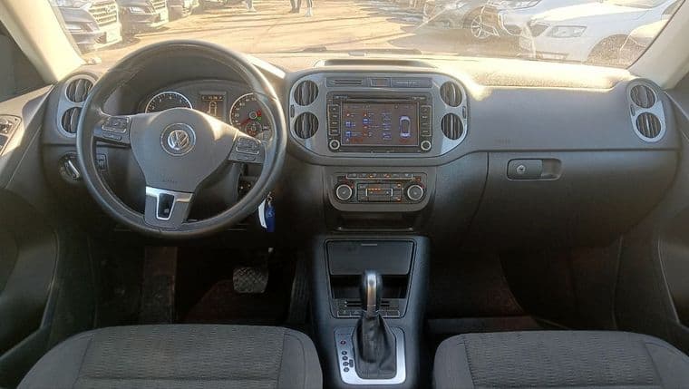Volkswagen Tiguan, 2014 - вид 4