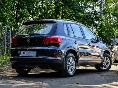 Volkswagen Tiguan 2014 года, 201 173 км - вид 2