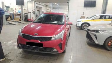 KIA Rio 2020 года, 170 000 км - вид 1