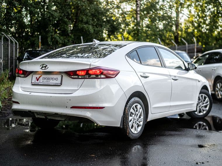 Hyundai Elantra, 2017 - вид 1