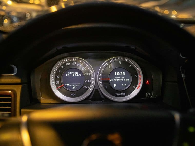 Volvo XC70, 2011 - вид 4