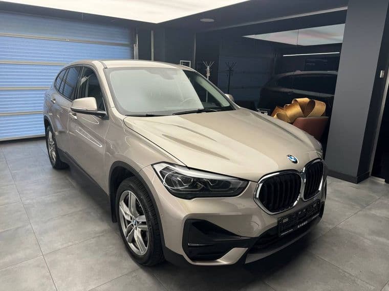 BMW X1, 2021 - вид 3