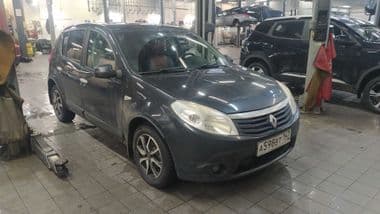 Renault Sandero 2012 года, 145 320 км - вид 2