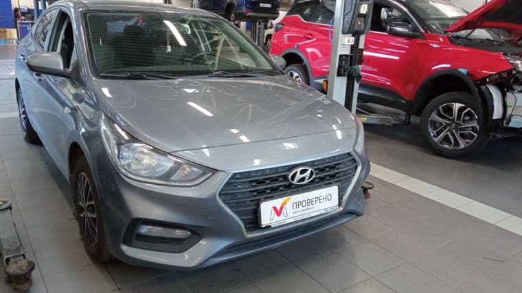 Hyundai Solaris 2017 года, 115 124 км - вид 2