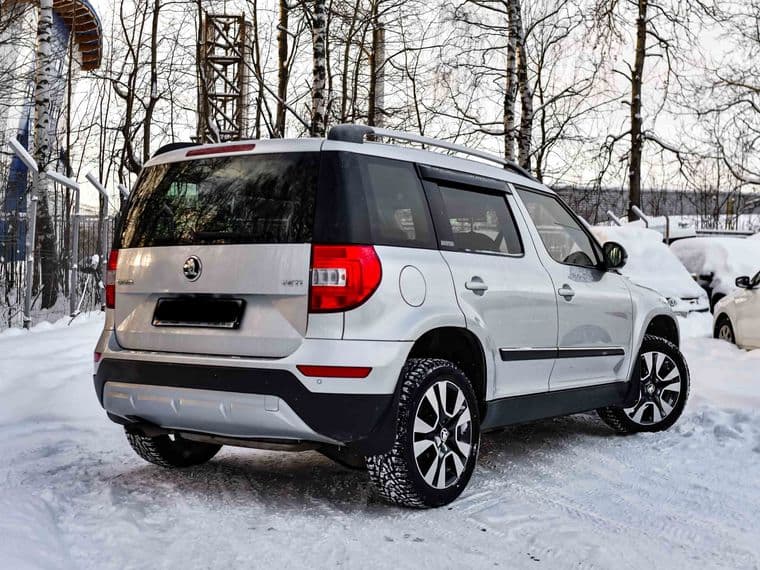 Skoda Yeti 2015 года, 152 985 км - вид 2