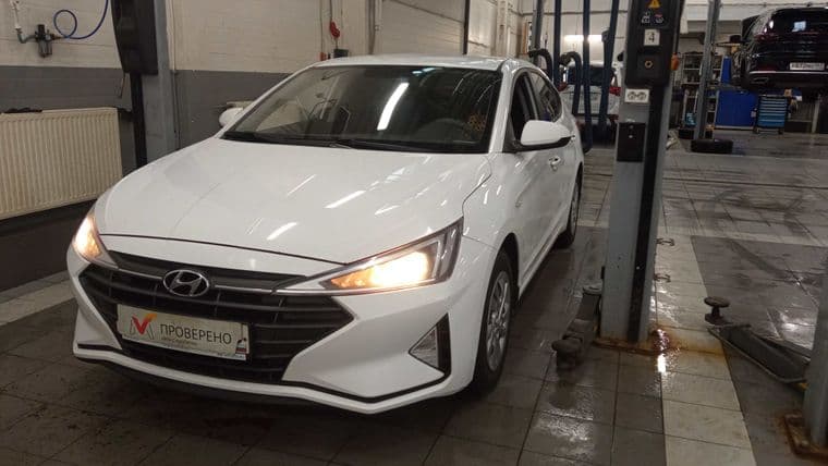 Hyundai Elantra, 2019