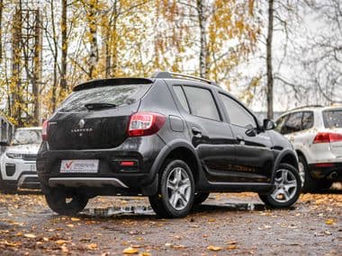 Renault Sandero Stepway 2018 года, 58 158 км - вид 2
