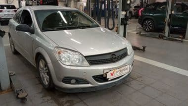 Opel Astra GTC 2009 года, 362 980 км - вид 2