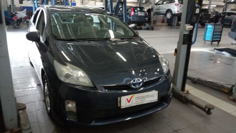 Toyota Prius 2009 года, 186 283 км - вид 2