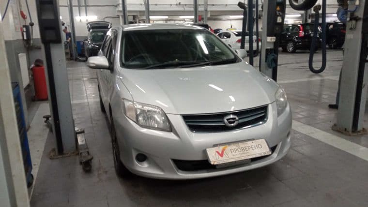 Toyota Corolla Fielder, 2011 - вид 1