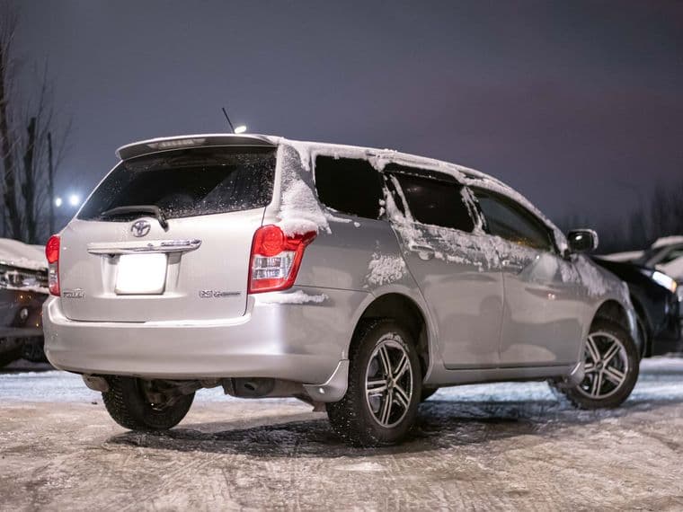 Toyota Corolla Fielder, 2011 - вид 1