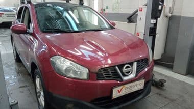 Nissan Qashqai 2011 года, 198 712 км - вид 2