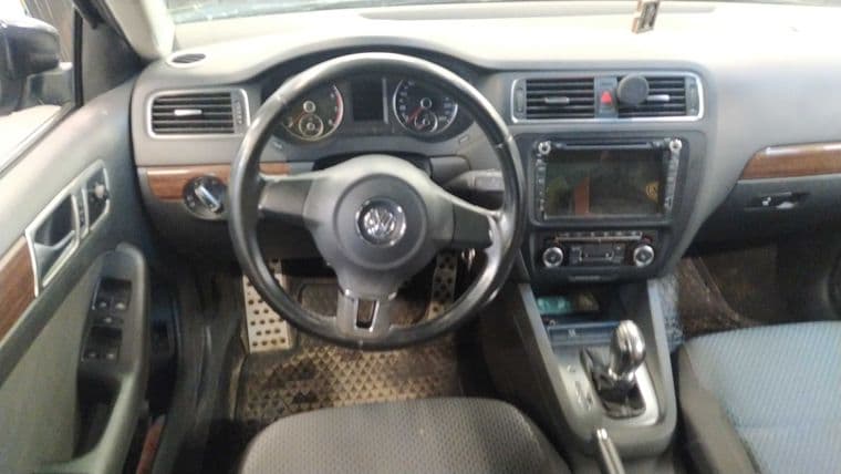 Volkswagen Jetta, 2012 - вид 4