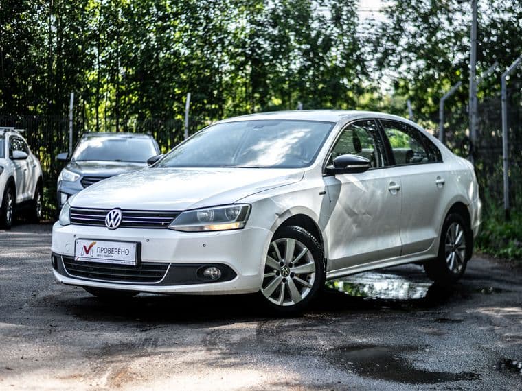 Volkswagen Jetta, 2013