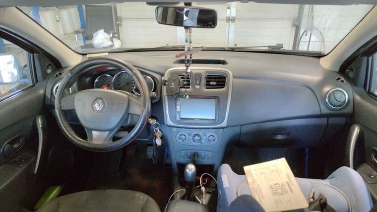 Renault Logan, 2017 - вид 4