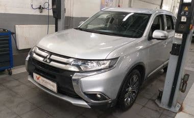 Mitsubishi Outlander 2016 года, 68 391 км - вид 1